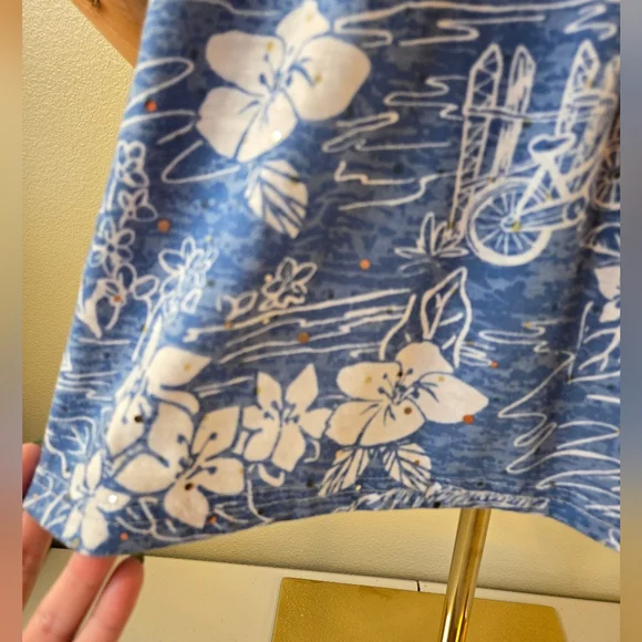 Cathy Daniels Blue Floral Blouse with Sequin Detail 2X - Picture 6 of 12